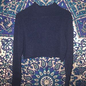 Turtle neck cropped sweater🐢💙